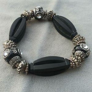 Beaded elastic bracelet